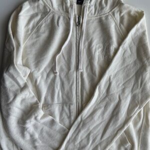 GAP Women’s Full Zip-Up Sweater